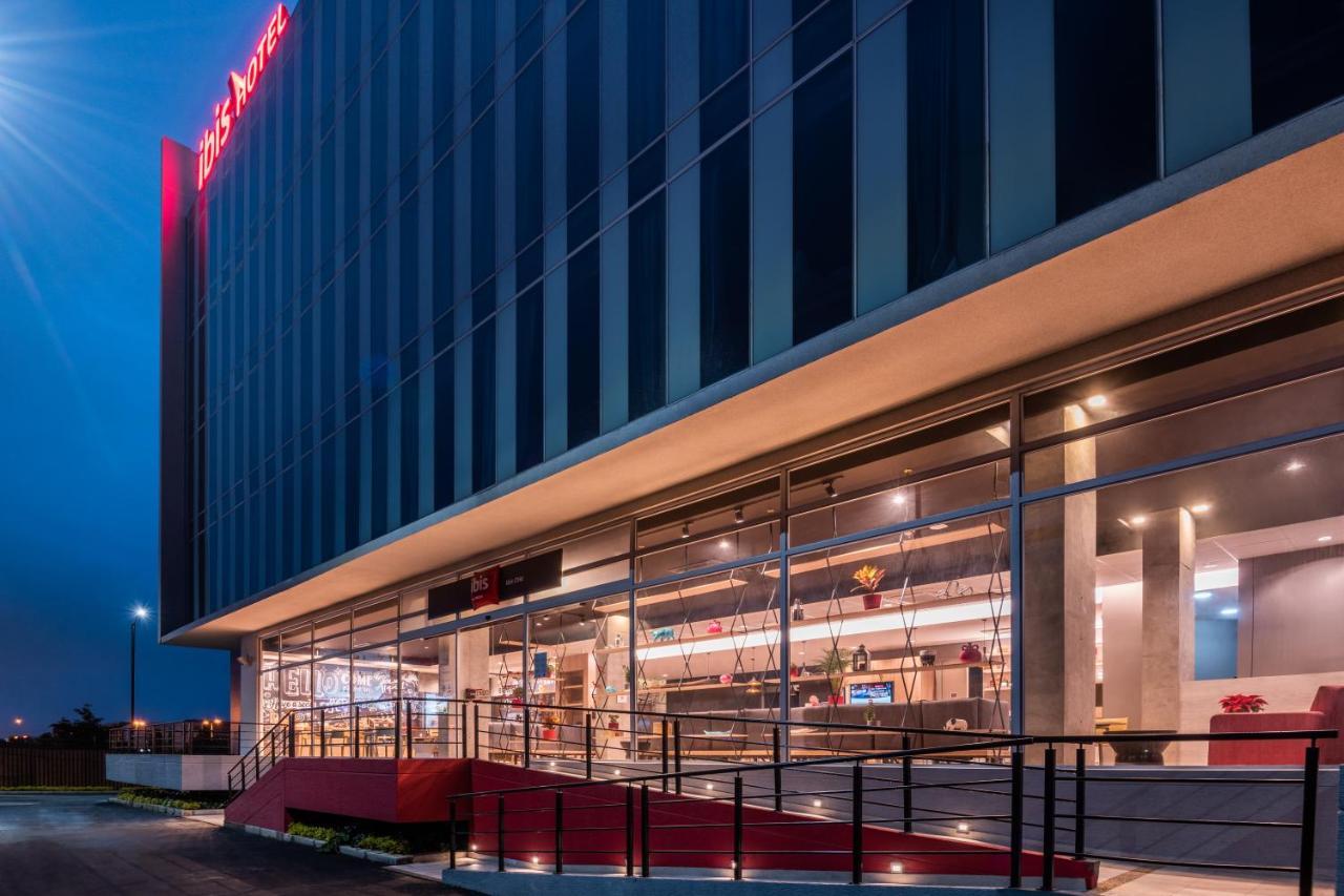 Ibis Chia Hotel Екстериор снимка