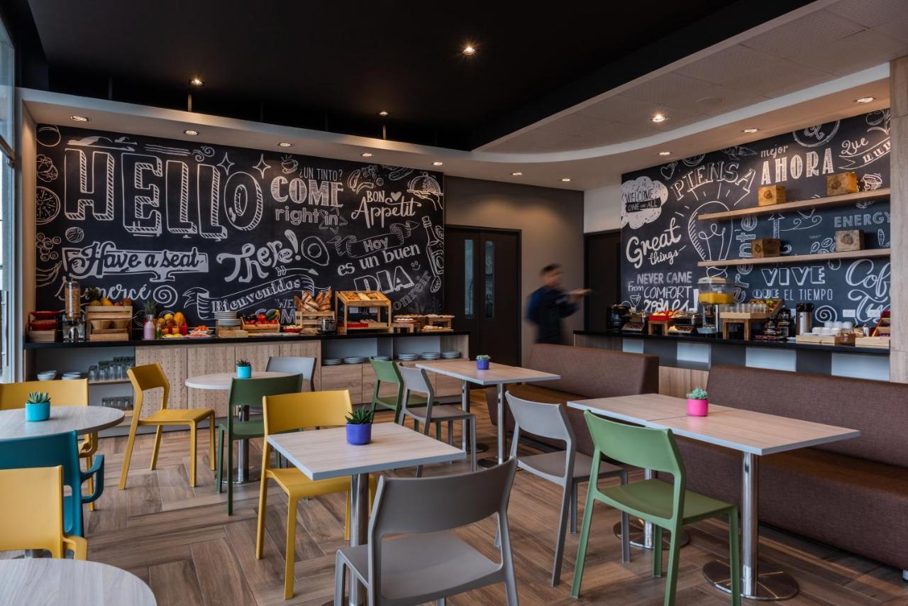 Ibis Chia Hotel Екстериор снимка