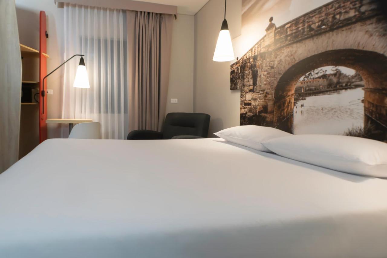 Ibis Chia Hotel Екстериор снимка