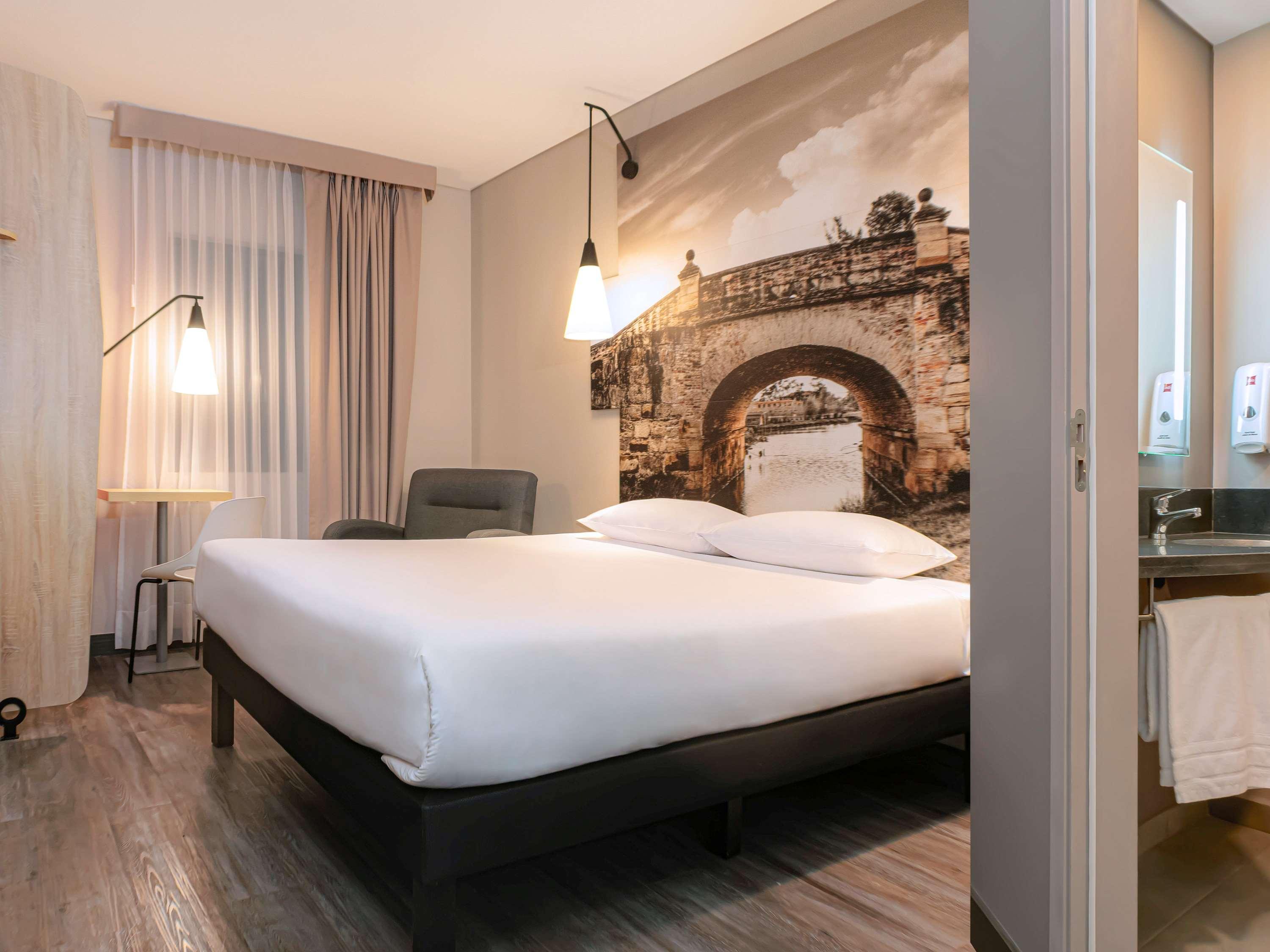 Ibis Chia Hotel Екстериор снимка