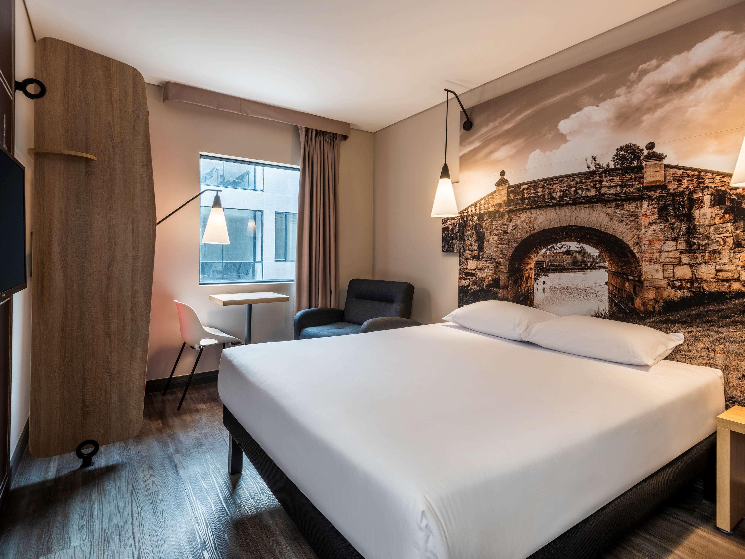 Ibis Chia Hotel Екстериор снимка