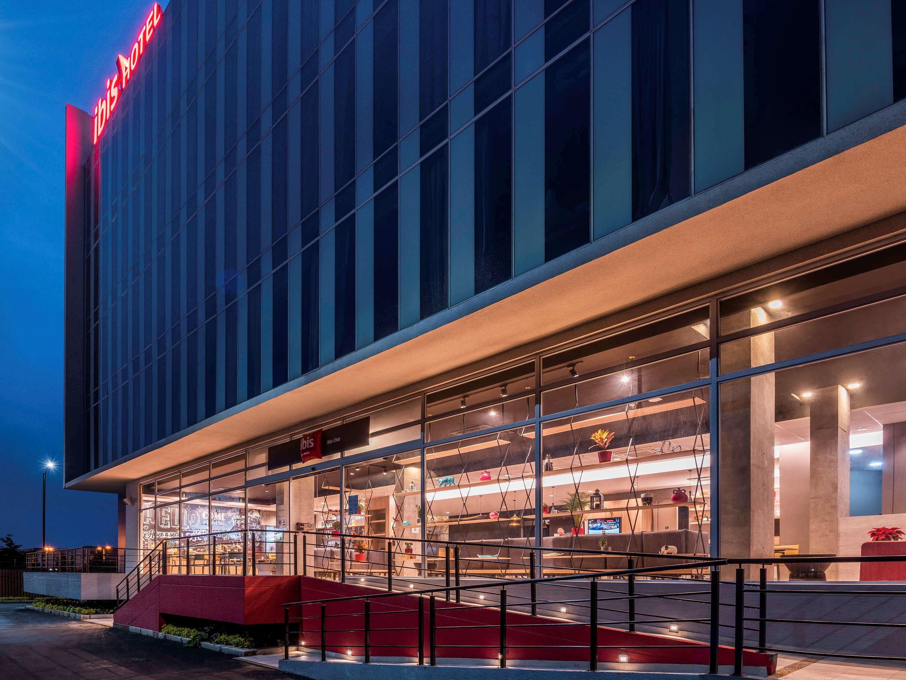 Ibis Chia Hotel Екстериор снимка